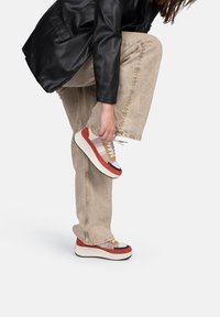 Posh by Poelman - COCO SNEAKERS - Trainers - brown with combination Thumbnail Image 1