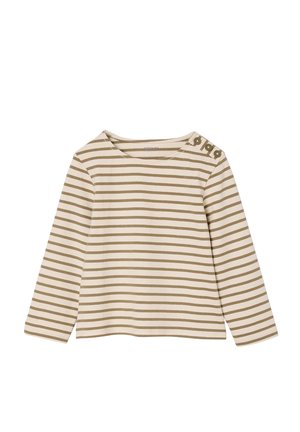 Beige Langarm-Oberteil mit dünnen braunen Streifen, Rundhalsausschnitt und einem Dreiknopfdetail an der linken Schulter. Weicher Baumwollstoff, lässige Passform.