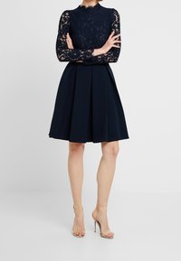 Molly Bracken Cocktailklänning - dark blue