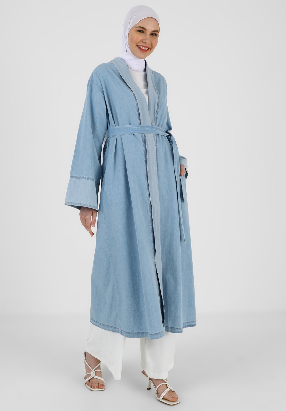 modanisa denim dress Belted Buttoned Denim Dress HM262764 Light Blue