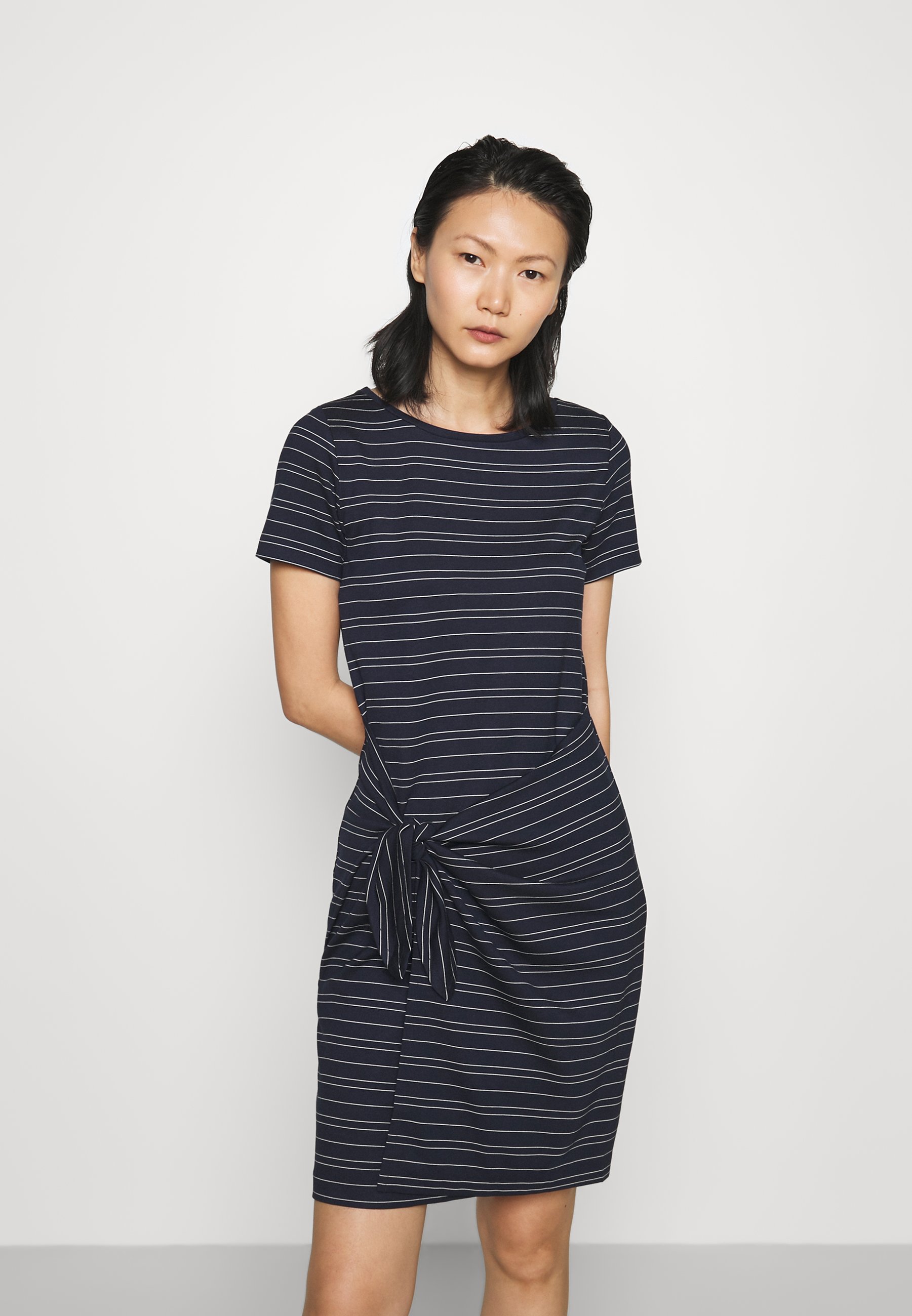 Club Monaco TWANSIA DRESS Jersey Dress Stripe off white Zalando ie Club Monaco TWANSIA DRESS Jersey Dress Stripe off white Zalando ie