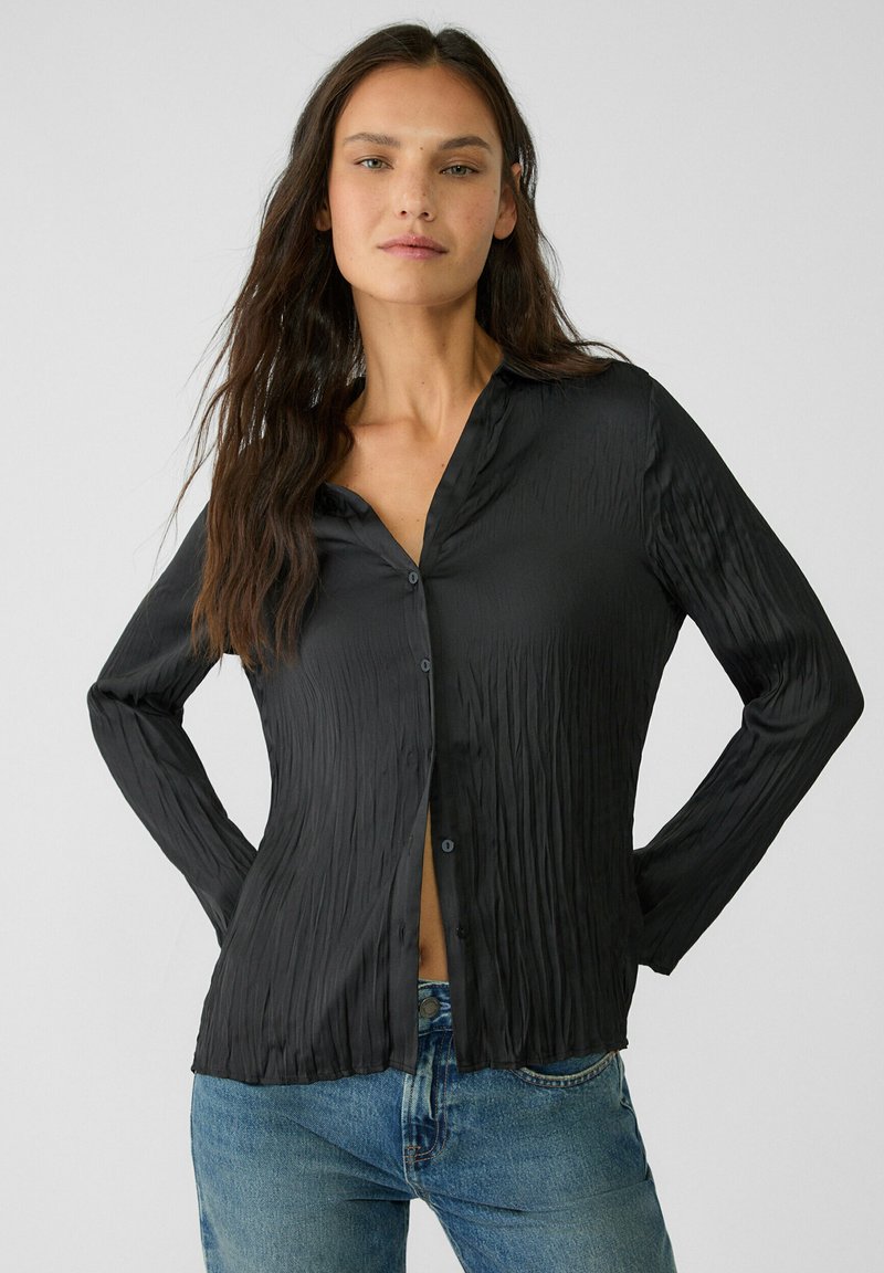 Stradivarius Dark Pattern Blouse Pre-owned Size M