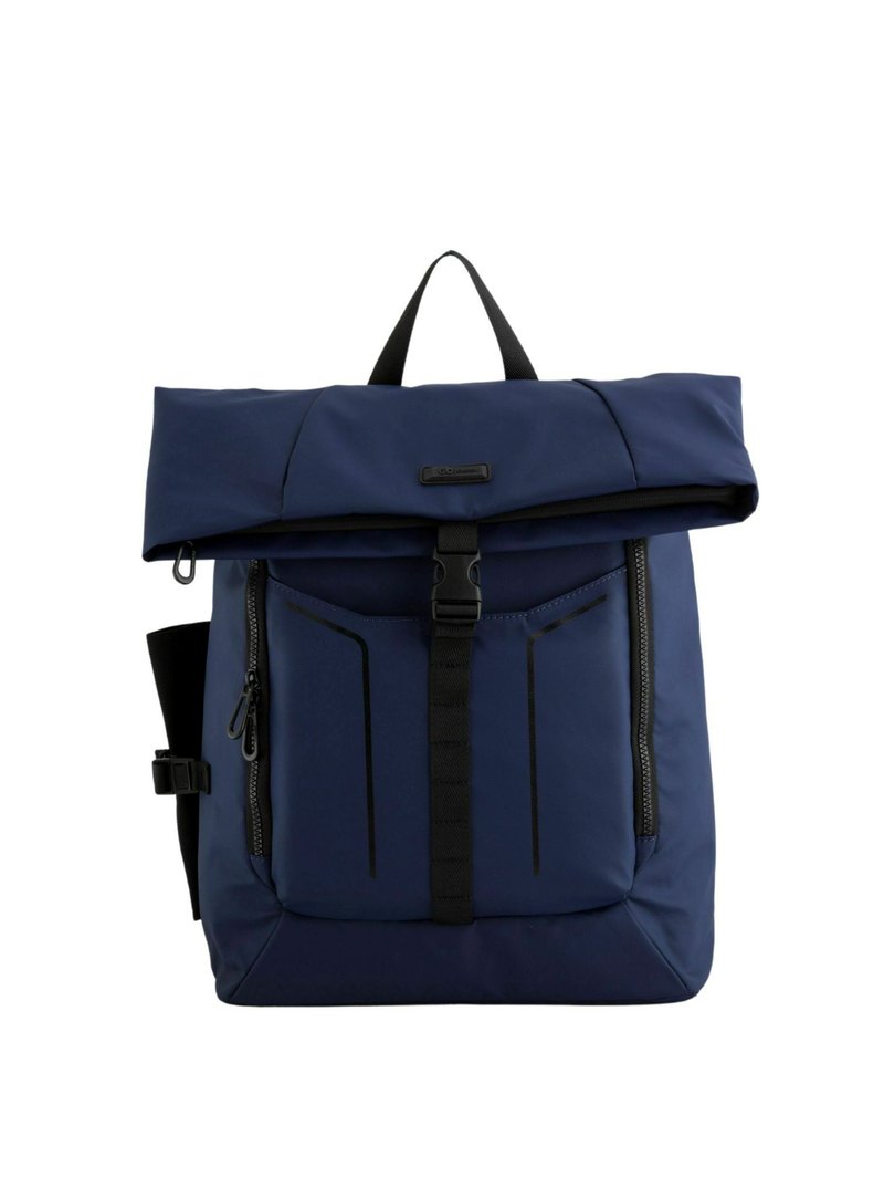 Marinblå ryggsäck med rulltoppsdesign, tillverkad av slitstark tyg. Har en framficka med dragkedja, kontrasterande svarta detaljer och justerbara remmar.