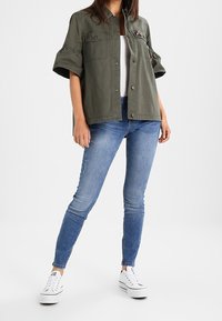 Esprit Jeansjacka - khaki