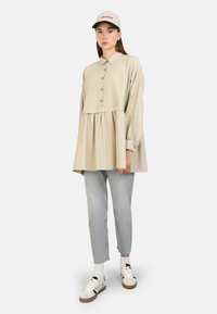 Modanisa BENIN wielbłądzi