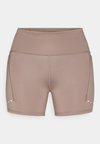 SWIFT SHORT - Tajice - mink brown
