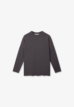 Sweat-shirt gris foncé à manches longues avec col rond, coutures visibles à l'avant et coupe décontractée sur fond blanc.
