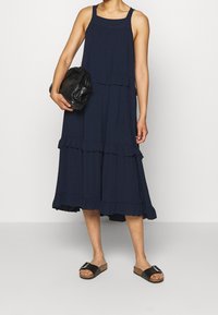 Trendyol Vardagsklänning - dark blue