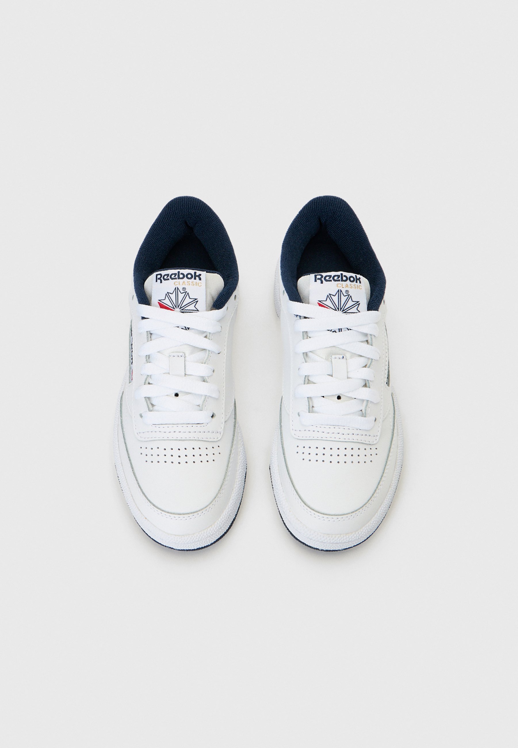 Reebok Classic CLUB C 85 UNISEX - Trainers - white/navy/white