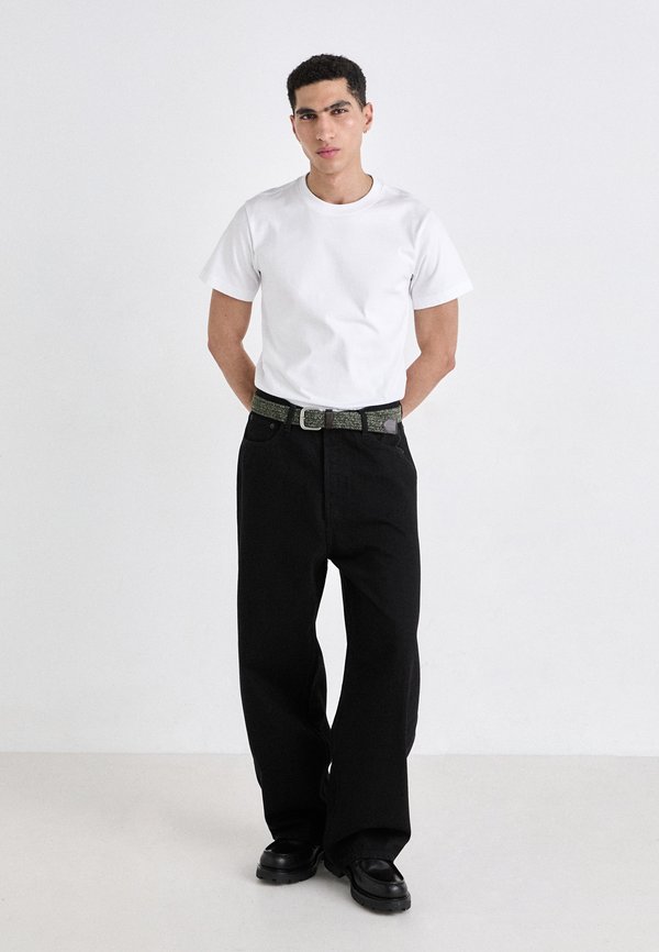 BOXY HEAVYWEIGHT - Basic T-shirt2