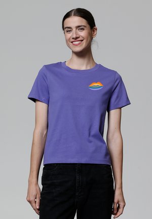 KUSS - T-shirt print - purple love