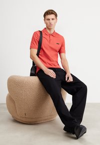 Calvin Klein BUTTON - Piké - baked apple