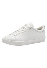 Hvite sneakers laget av glatt lær med rund tå, snøring og teksturert gummisåle. Minimalistisk design, ingen synlig merkevare.