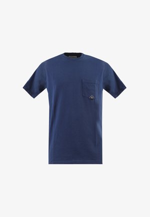 T-Shirt in cotone blu navy con maniche corte, scollo a giro e taschino sul lato sinistro caratterizzato da un marchio. Texture liscia, vestibilità comoda.