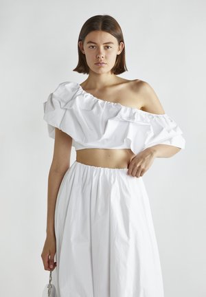 OFF THE SHOULDER - Blouse - white