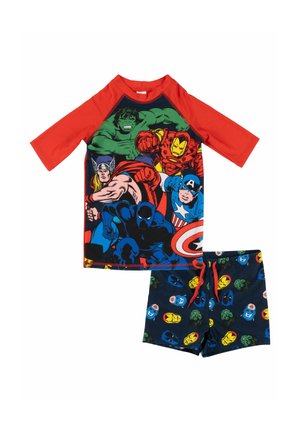 Children’s swimwear set with red-sleeved top featuring Hulk, Iron Man, Thor, Captain America, Black Panther, and matching shorts with superhero faces.