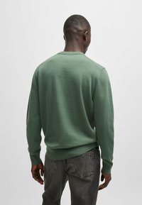 BOSS KANOVANO - Pulover - open green one