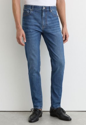 Reiss, MADDISON - Jeans Tapered Fit - mid blue wash