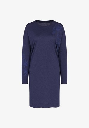 Robe à manches longues bleu marine avec une coupe décontractée, ornée de broderies florales dans un bleu plus clair sur un côté. Tissu doux et texturé.