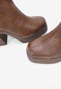 Bosanova Stivali con i tacchi - marron