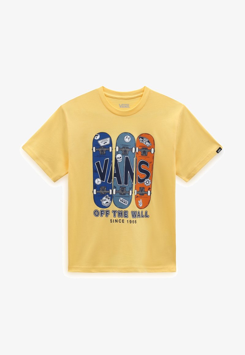 T-shirt jaune à manches courtes avec trois skateboards colorés formant "VANS" et texte "OFF THE WALL SINCE 1966" en dessous.