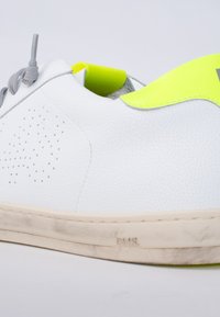 P448 JOHN - Zapatillas - whiter y