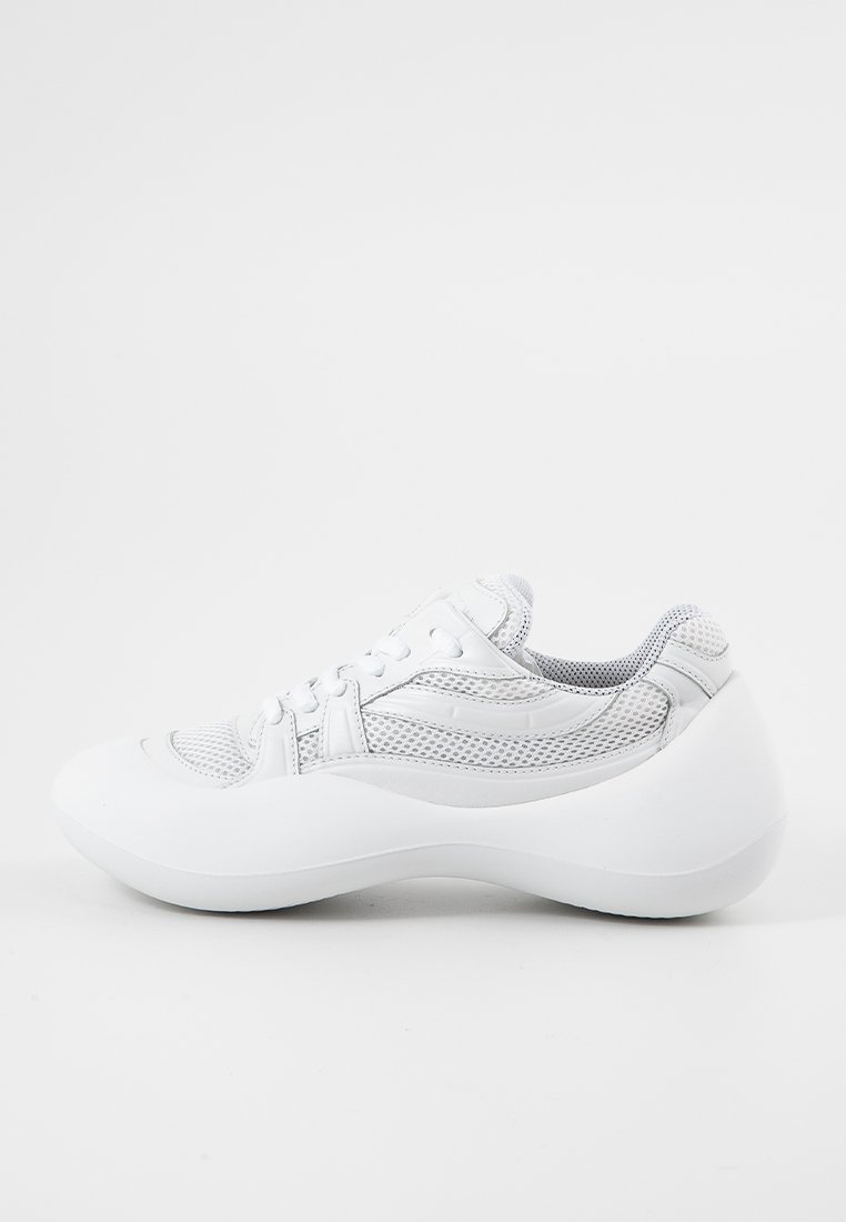 J.W. Anderson Sneakers laag wit