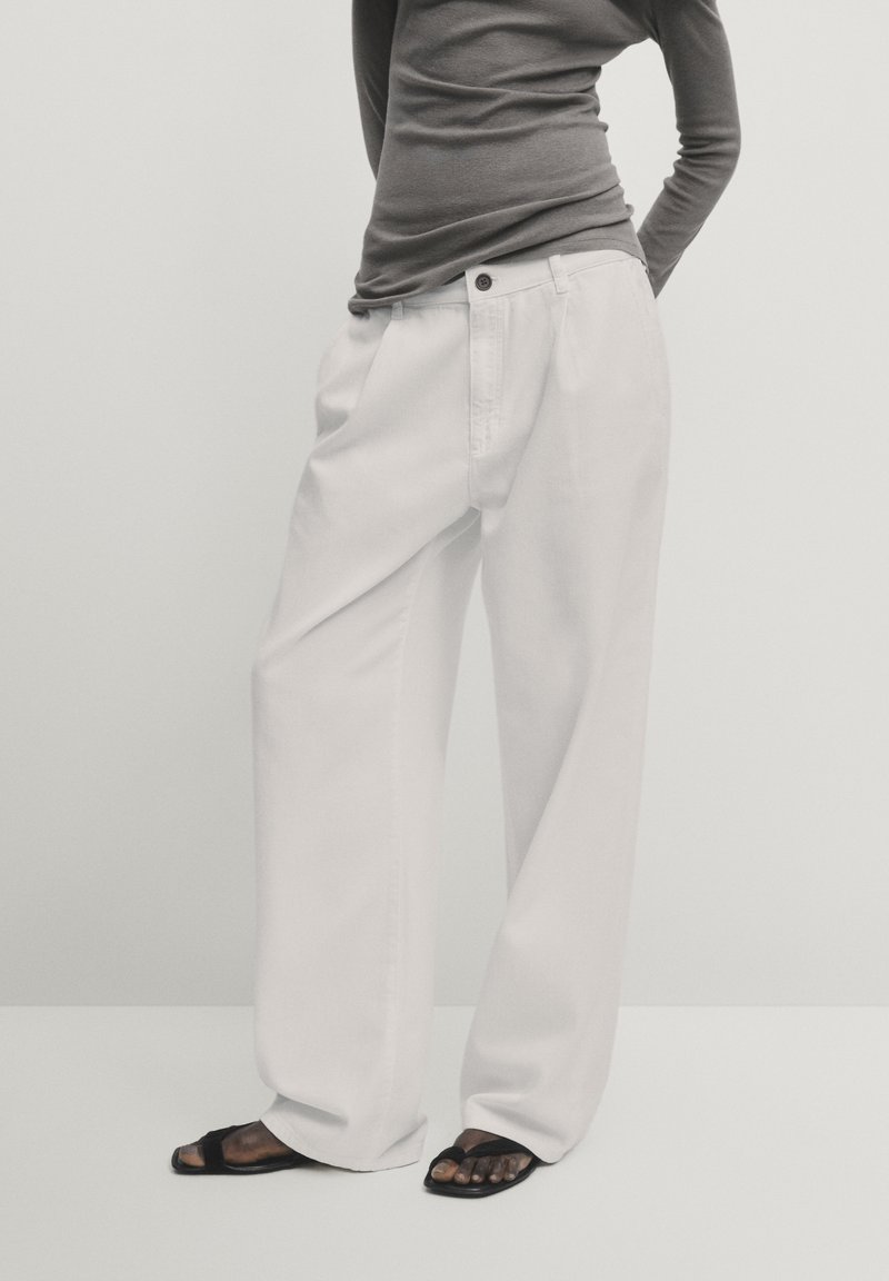 Massimo Dutti Tygbyxor - white