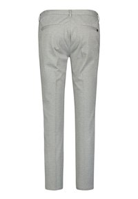 Grijze broek met een gladde textuur, recht slim-fit ontwerp en twee achterzakken. Voorzien van subtiele stiksels en een tailleband met riemlussen.