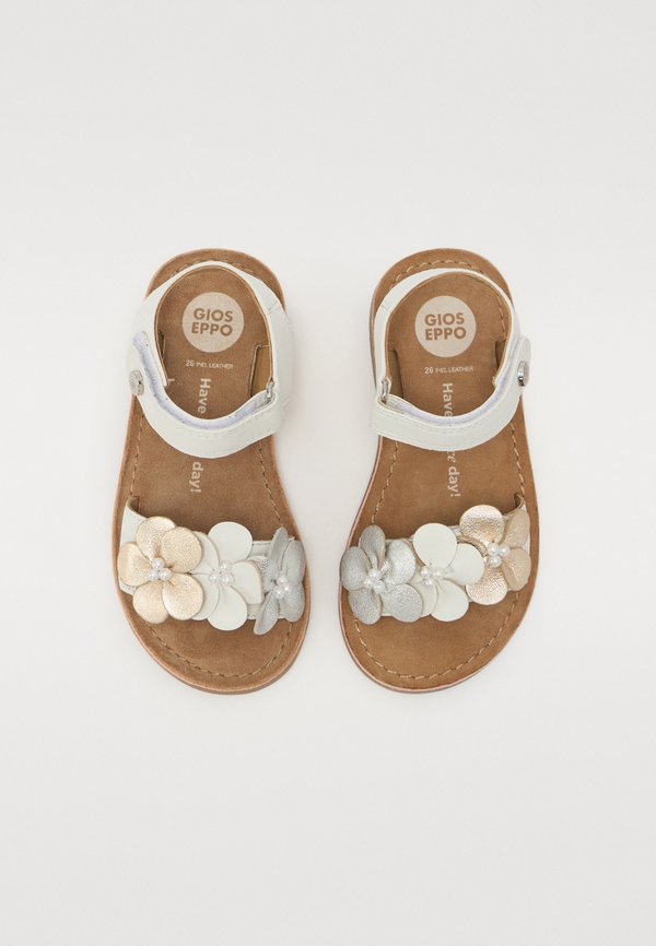 PEEKSVILLE - Sandals - blanco2
