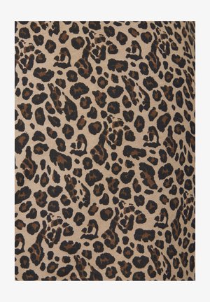 Tessuto con stampa leopardato caratterizzato da uno sfondo beige con macchie nere e marroni di varie forme e dimensioni, mostrando una texture liscia.