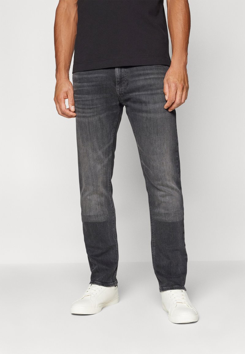 Tommy Jeans SCANTON SLIM - Vaqueros slim fit - denim black