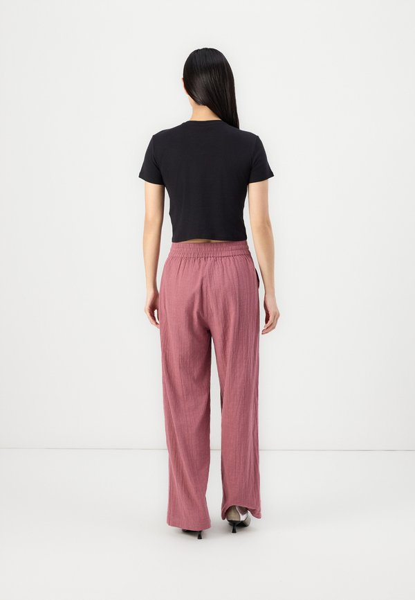 ONLTIZANA LOOSE PANTS - Trousers - renaissance rose2