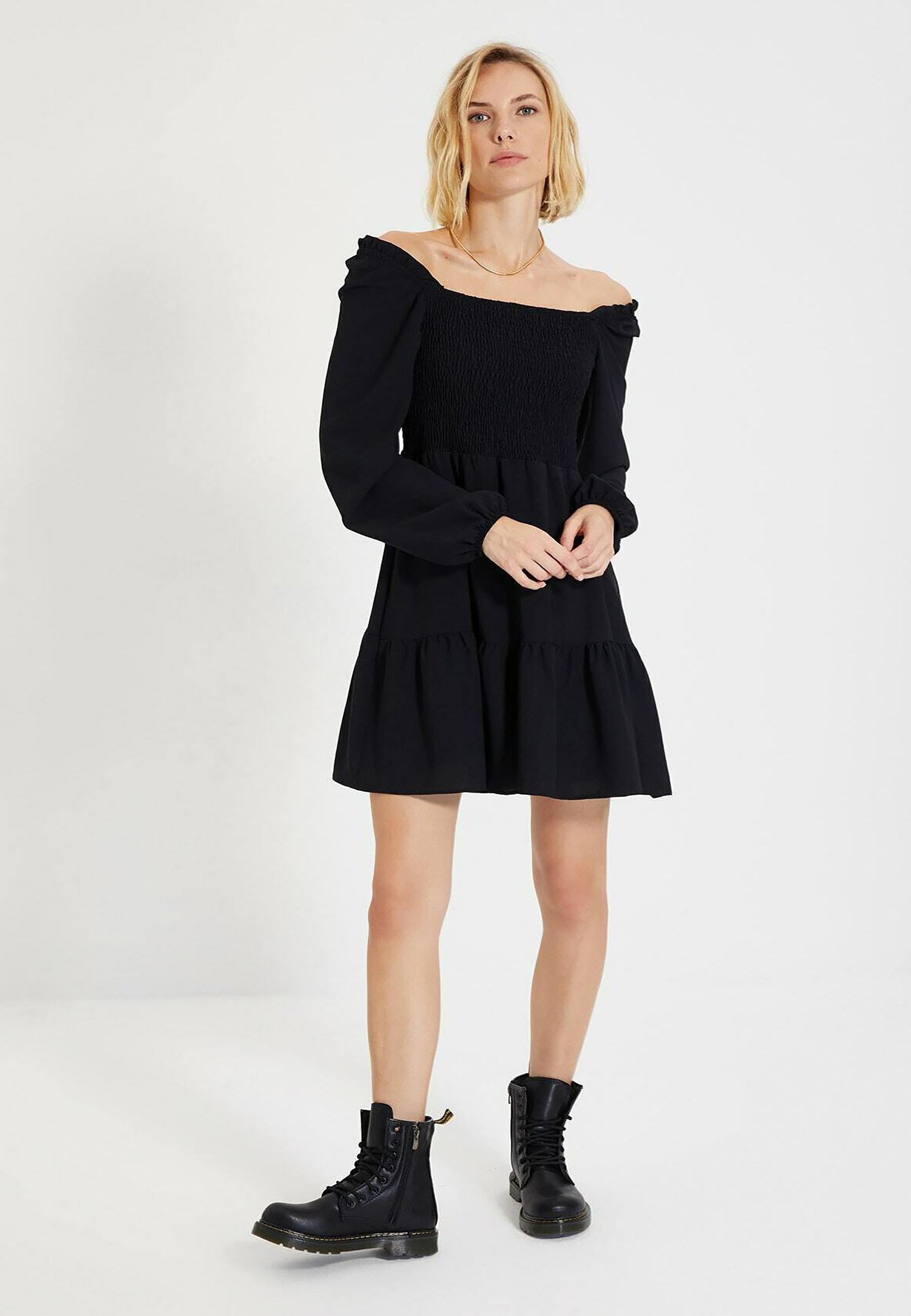 Casual dress