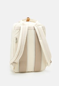 Doughnut MACAROON LARGE BACKPACK UNISEX - Ryggsekk - beige