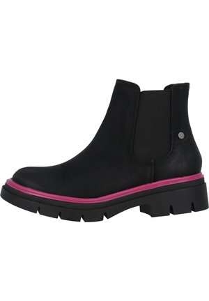 Botín negro hasta el tobillo con paneles laterales elásticos, acento rosa a lo largo de la suela, superficie texturizada y suela de goma gruesa con tacos para mayor tracción.