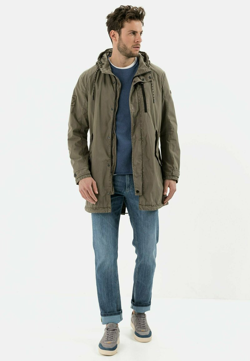 Herren Trenchcoats | camel active AUS EINEM Parka olive brown/oliv - ZO88686 Herren Trenchcoats | camel active AUS EINEM Parka olive brown/oliv - ZO88686