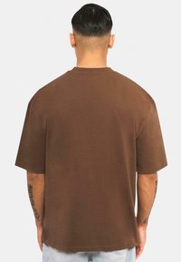 Dropsize HEAVY EMBO - T-shirts basic - brown