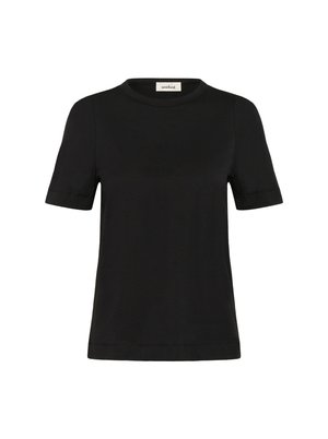 Must musta lühikeste varrukatega T-särk pehmest kangast. Omab ümara kaelaӼ ja puhtat disaini, millel pole nähtavaid mustreid ega aktsente.
