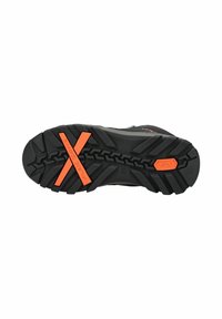 Suola di scarpe da trekking nera con scanalature di trazione profonde e un accento arancione con iscrizioni "FLEX ZONE" e "VADO". Materiale in gomma resistente.