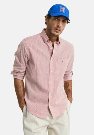 GANT REG SEERSUCKER STRIPE - Shirt - ruby red