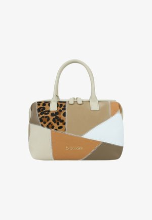 Bolso de cuero con diseño patchwork en beige, blanco, marrón y estampado de leopardo, con dos asas y el logo dorado "braccialini".
