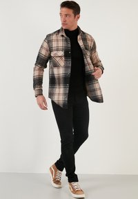 Buratti DOUBLE POCKET  - Ing - black