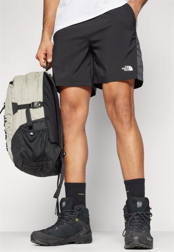 COLOR BLOCK  - Outdoor shorts2