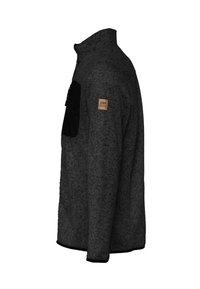 Kaminfarbene Fleecejacke mit hohem Kragen, schwarzen Akzenten an der Brusttasche und einem braunen Leder-Logo-Patch am Ärmel.