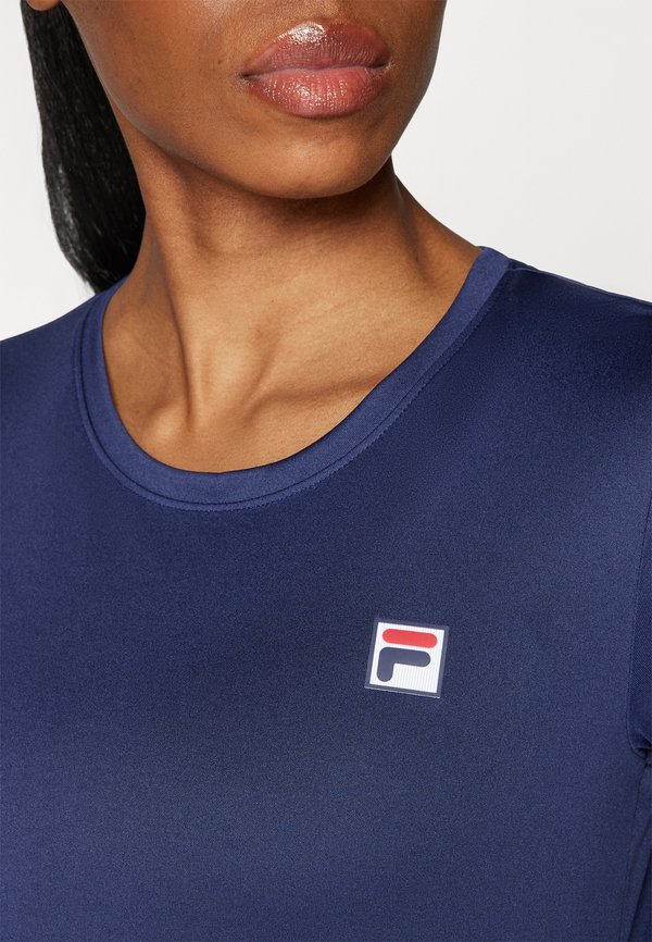 LEONIE - Sports T-shirt3