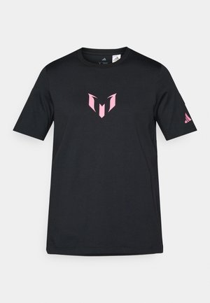 Schwarzes Kurzarm-T-Shirt aus Baumwolle, mit einem pinken geometrischen Logo auf der Brust und einem Adidas-Logo auf dem Ärmel.