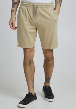 Shorts - crockery