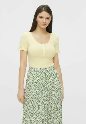 NOOS - Print T-shirt - pale banana