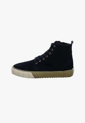 Baskets montantes en daim noir avec semelle en caoutchouc beige, lacets noirs, fermeture éclair latérale et détails de couture.